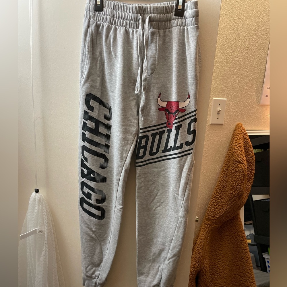 Chicago bulls women’s jogger sweatpants